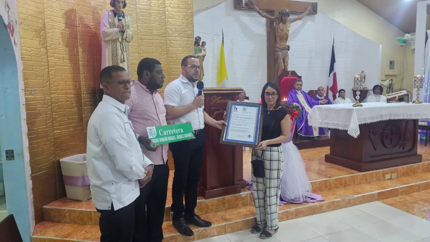 Tributo a la memoria del fenecido párroco Miguel Jaquez