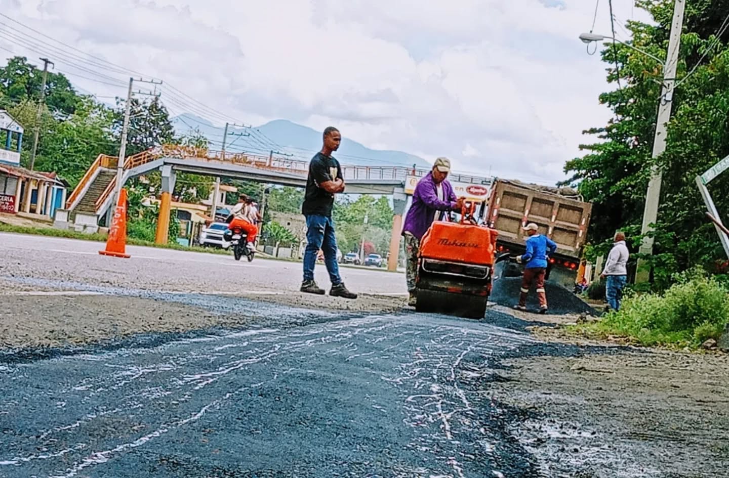 Operativo de Bacheo en puntos critocs del Distrito